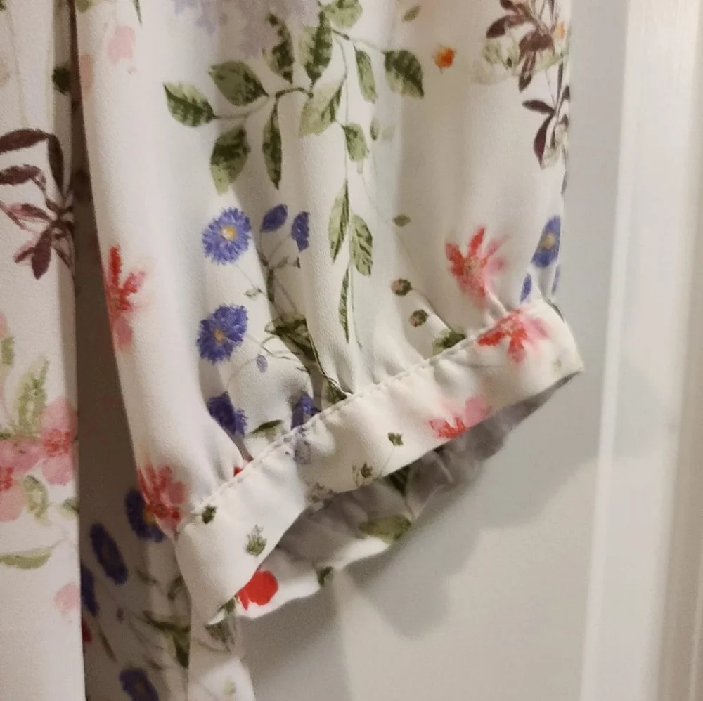 Beautiful womens floral print long sleeve blouse size 18 - Picture 2 of 3